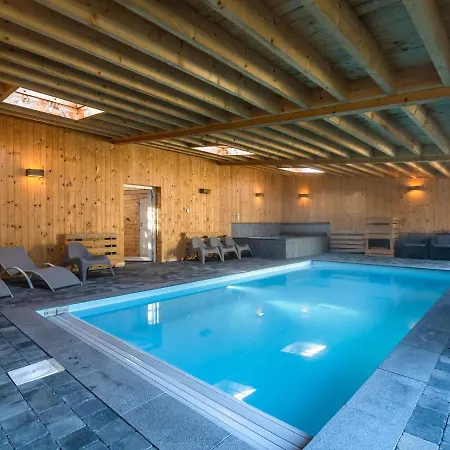 Gorgeous Mansion With Swimming Pool And Sauna In *